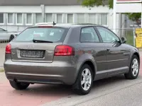 Gebraucht Audi A3 Attraction 105 PS (77 kW) 2011 Grau Kleinwagen