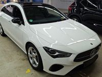 Gebraucht Mercedes CLA220 Shooting Brake 190 PS (139 kW) 2023 Weiß Kombi