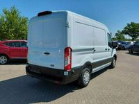 Gebraucht Ford Transit Trend 105 PS (77 kW) 2023 Weiß Van