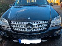 Gebraucht Mercedes ML320 224 PS (164 kW) 2008 Schwarz SUV