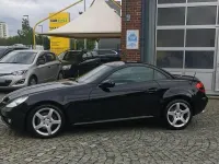 Second-hand Mercedes SLK200 183 CP (134 kW) 2009 Negru Cabrio