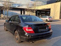 Gebraucht Mercedes C180 Elegance 156 PS (114 kW) 2012 Schwarz Limousine