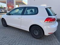Gebraucht VW Golf VII Trendline 80 PS (58 kW) 2012 Weiß Limousine