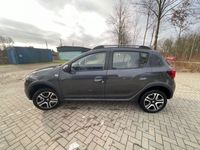 gebraucht Dacia Sandero Stepway Jubiläumsedition TCe 90, Easy- R