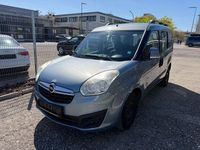 Second-hand Opel Combo 90 CP (66 kW) 2012 Albastru Monovolum