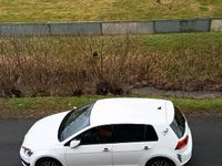 Gebraucht VW Golf VII 125 PS (91 kW) 2016 Weiß Limousine