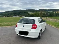 Gebraucht BMW 118 143 PS (105 kW) 2009 Weiß Kleinwagen