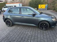 Gebraucht Skoda Fabia 90 PS (66 kW) 2016 Grau Limousine