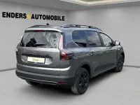 Gebraucht Dacia Jogger Extreme 110 PS (80 kW) 2026 Grau Van / Kleinbus
