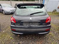 Gebraucht Peugeot 206+ Basis 60 PS (44 kW) 2011 Schwarz Kleinwagen