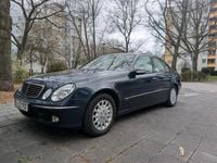 Second-hand Mercedes E320 224 CP (164 kW) 2003 Albastru Berlinǎ