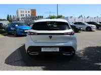 Gebraucht Peugeot 308 Allure 131 PS (96 kW) 2022 Weiß Limousine