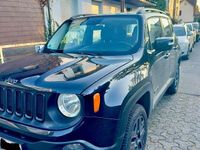 Gebraucht Jeep Renegade Night Eagle 140 PS (102 kW) 2016 Schwarz SUV
