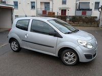 Gebraucht Renault Twingo Authentique 58 PS (42 kW) 2009 Silber Kleinwagen