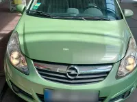 Gebraucht Opel Corsa 87 PS (63 kW) 2010 Grün Kleinwagen