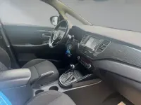 Gebraucht Kia Carens Vision 166 PS (122 kW) 2018 Titaniumsilber metallic Van / Kleinbus