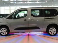 Gebraucht Opel Combo Life Elegance 131 PS (96 kW) 2022 Quartz/artense grey Van / Kleinbus