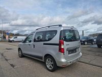 Gebraucht Dacia Dokker Lauréate 116 PS (85 kW) 2013 Grau Van / Kleinbus