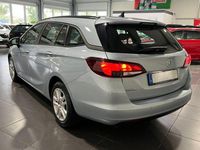 Gebraucht Opel Astra 110 PS (80 kW) 2019 Blau Kombi
