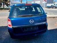 Gebraucht Opel Astra Edition 125 PS (91 kW) 2008 Blau Limousine