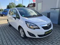 Gebraucht Opel Meriva Edition 110 PS (80 kW) 2011 Weiß Van / Kleinbus