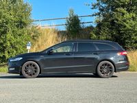 Gebraucht Ford Mondeo Vignale 211 PS (155 kW) 2016 Schwarz Kombi