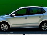 Gebraucht VW Polo 60 PS (44 kW) 2010 Silber Limousine