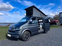 Gebraucht VW California Beach 150 PS (110 kW) 2022 Grau Van