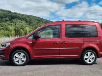 Gebraucht VW Caddy Highline 125 PS (91 kW) 2017 Rot Van / Kleinbus