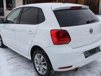 Gebraucht VW Polo Comfortline 90 PS (66 kW) 2015 Weiß Kleinwagen