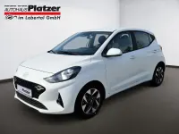 Neu Hyundai i10 Comfort 63 PS (46 kW) 2025 Weiss Kleinwagen