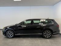 Usata VW Passat Elegance 150 CV (110 kW) 2022 Nero Station wagon