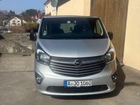 Gebraucht Opel Vivaro S 125 PS (91 kW) 2018 Silber Van / Kleinbus