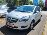 Gebraucht Opel Meriva Innovation 140 PS (102 kW) 2014 Argon silber/ice silver (m2) Van / Kleinbus