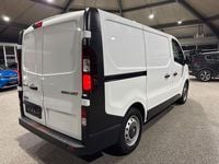 Gebraucht Renault Trafic Komfort 145 PS (106 kW) 2020 Weiß Van / Kleinbus