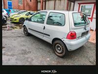 Gebraucht Renault Twingo 58 PS (42 kW) 2003 Silber Kleinwagen