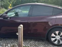 Gebraucht Tesla Model Y Long Range AWD 274 kW (373 PS) 2023 Rot SUV