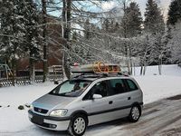 Gebraucht Opel Zafira 147 PS (108 kW) 2000 Silber Van / Kleinbus