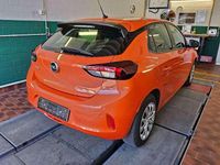 Gebraucht Opel Corsa-e Edition 100 kW (136 PS) 2022 Power orange/dynamik orange Kleinwagen