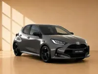 Neu Toyota Yaris Lounge 131 PS (96 kW) 2026 Schwarz Kleinwagen