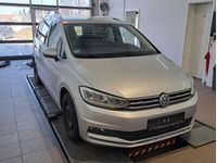 Gebraucht VW Touran Highline 179 PS (131 kW) 2018 Reflexsilber Van / Kleinbus
