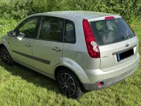 Gebraucht Ford Fiesta 75 PS (55 kW) 2006 Silber Kleinwagen