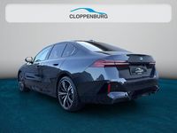 Neu BMW 520 M Sport 197 PS (144 kW) 2025 Grau Limousine