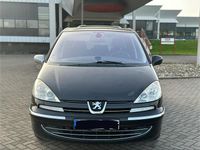 Gebraucht Peugeot 807 136 PS (100 kW) 2012 Braun Van / Kleinbus