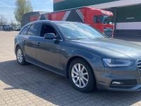 Gebraucht Audi A4 S-Line 177 PS (130 kW) 2012 Grau Kombi
