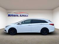 Gebraucht Hyundai i40 Space 135 PS (99 kW) 2019 Weiß Kombi