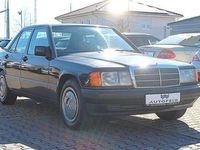 Gebraucht Mercedes 190 122 PS (89 kW) 1992 Grau Limousine