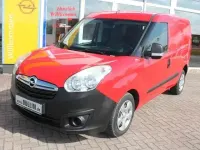 Gebraucht Opel Combo 95 PS (69 kW) 2016 Rot Van / Kleinbus