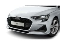 Gebraucht Audi A3 Advanced 150 PS (110 kW) 2025 Gletscherweiß metallic Limousine