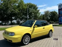 Gebraucht VW Golf Cabriolet Conceptline 90 PS (66 kW) 2001 Gelb Cabrio